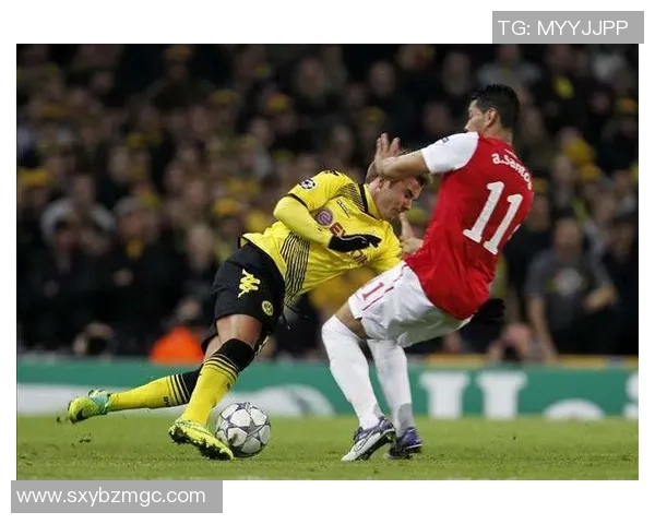 二号球衣的传奇足球球星是谁 探寻背后不为人知的故事与荣耀