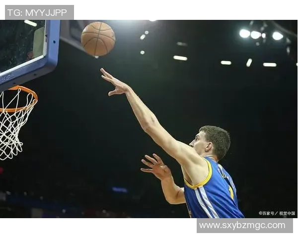 从篮球场到足球场的跨界球星：那些在绿茵场上闪耀的篮球巨星