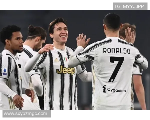 没有纹身的足球明星们：他们如何在赛场外保持低调魅力