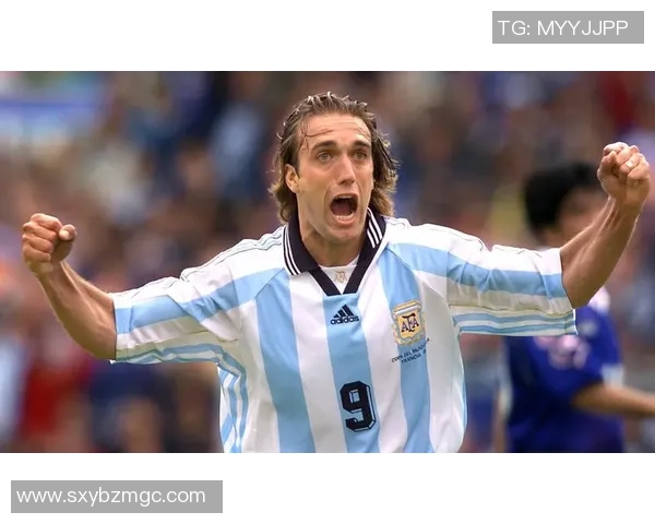 足球巨星的身高差异：从小个子到大块头，他们的身材有何不同？